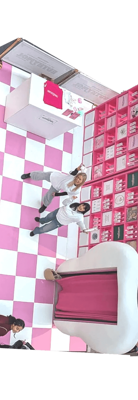 brand_act_booth3.png